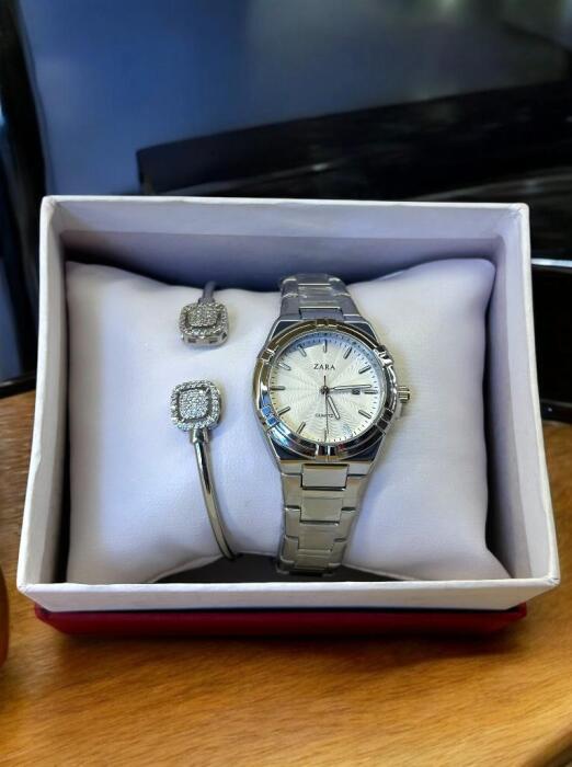 zara mirror watch image 5