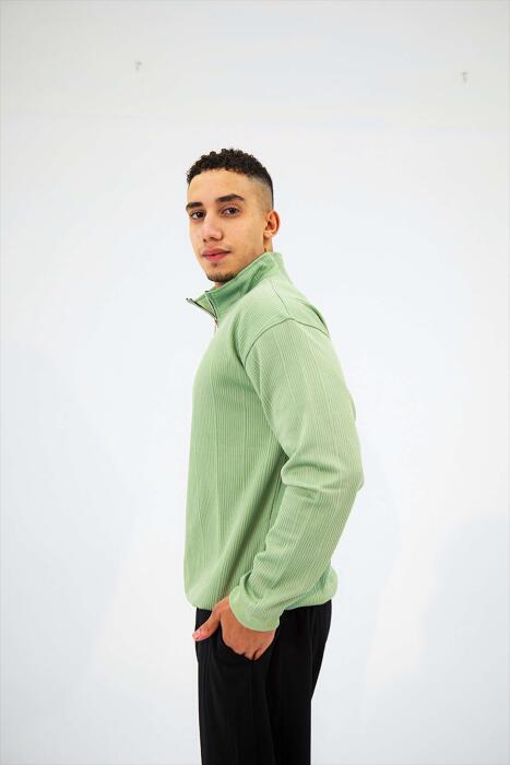 Green zip-up hoodie image 1