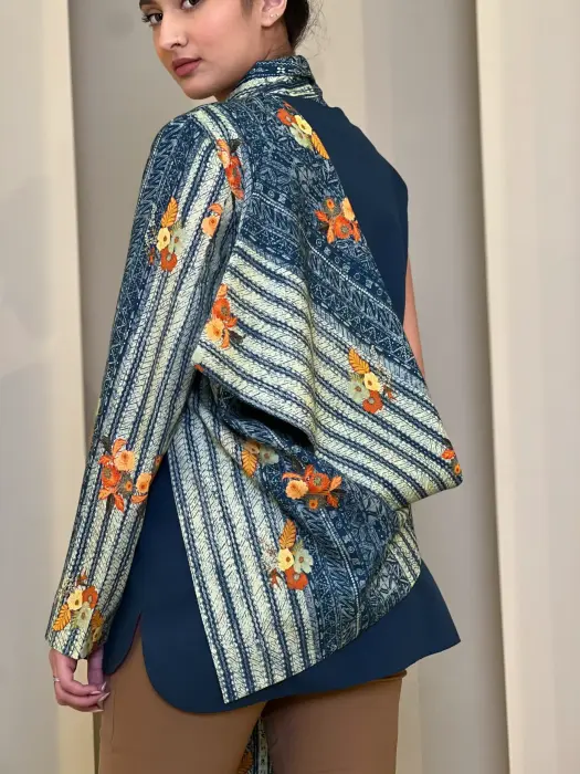 reception blouse image 8