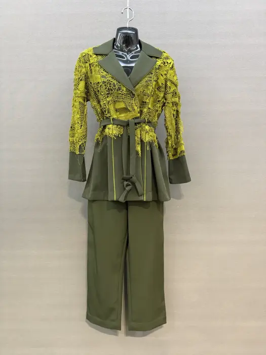 reception top with pant image 4