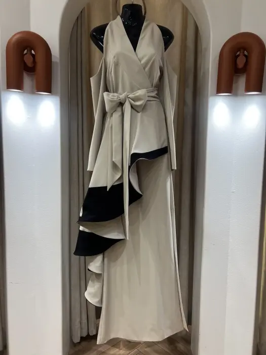 Evening long dress image 0