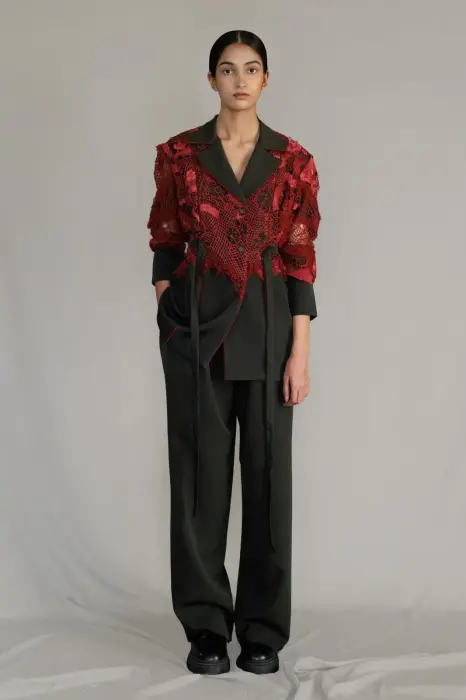 reception top with pant image 2