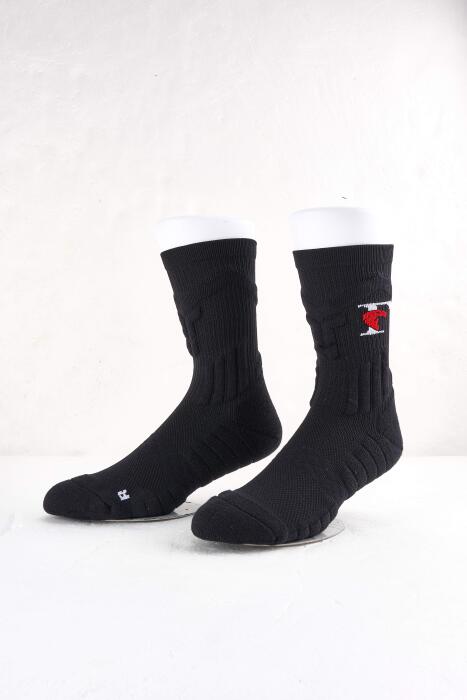 High quality breathable black socks image 2