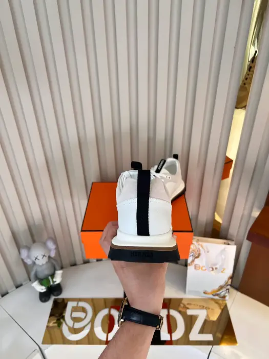 HERMES_WHITE_SHOSE_ image 4