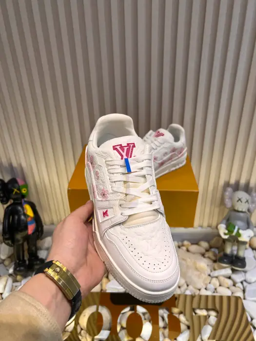 L.V_SHOSE_WHITE&PINK image 6