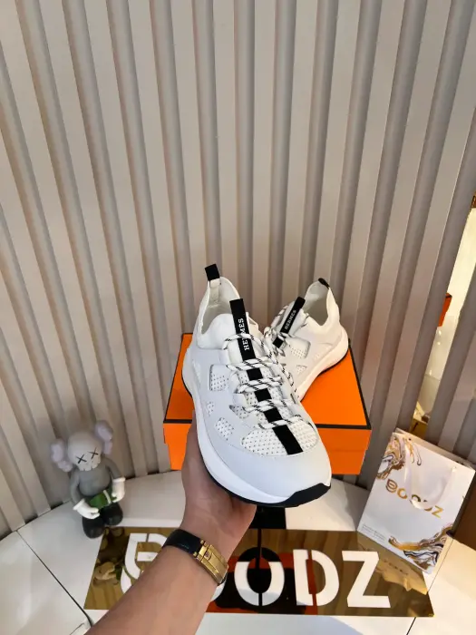 HERMES_WHITE_SHOSE__ image 0