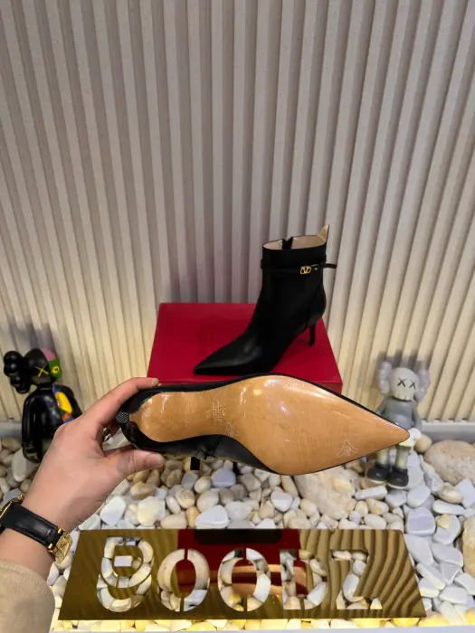 VALENTINO_SHOSE_BLACK.BOOT image 7