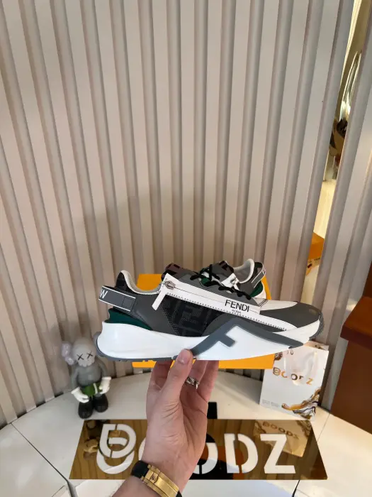 FENDI_GREY_SHOSE image 3