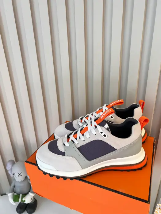 HERMES_GREY_SHOSE image 1