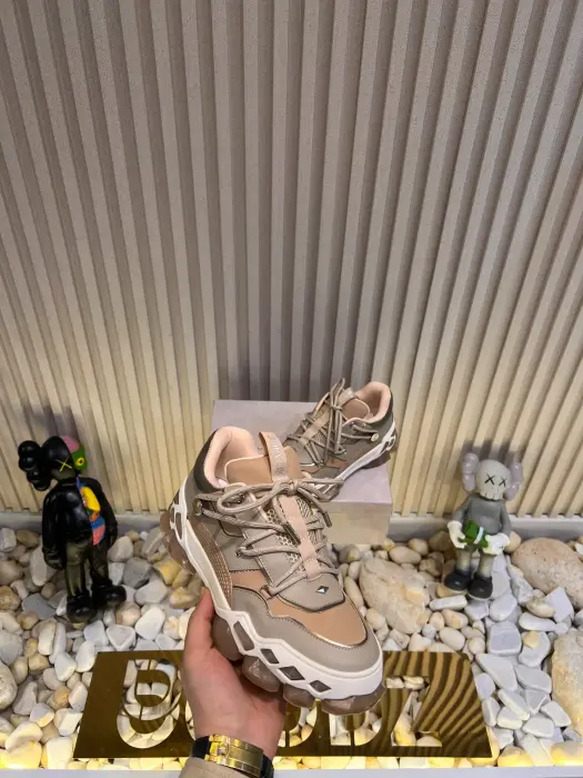 JIMMY CHO0_BEAG_SHOSE image 2