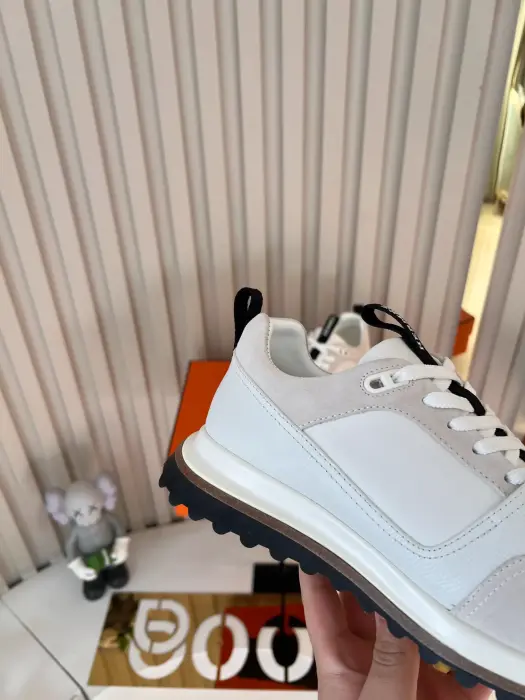 HERMES_WHITE_SHOSE_ image 5
