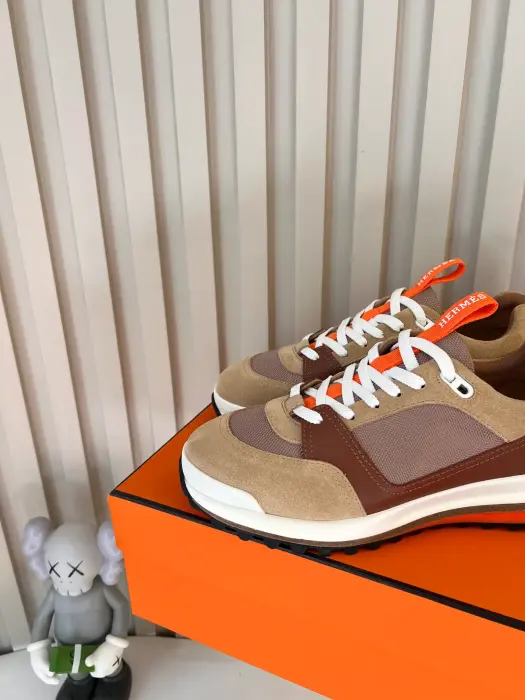 HERMES_BROWN_SHOSE_ image 1