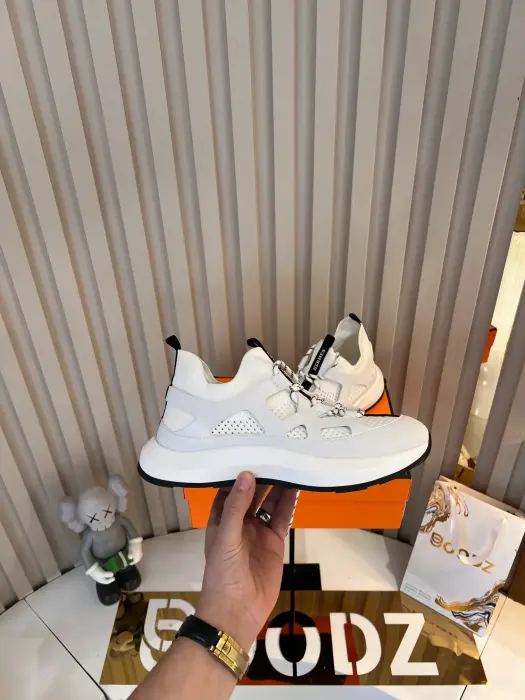 HERMES_WHITE_SHOSE__ image 1