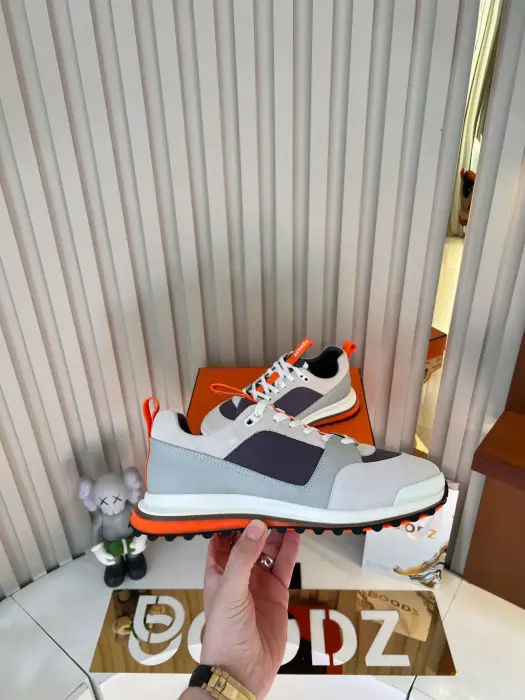 HERMES_GREY_SHOSE image 2