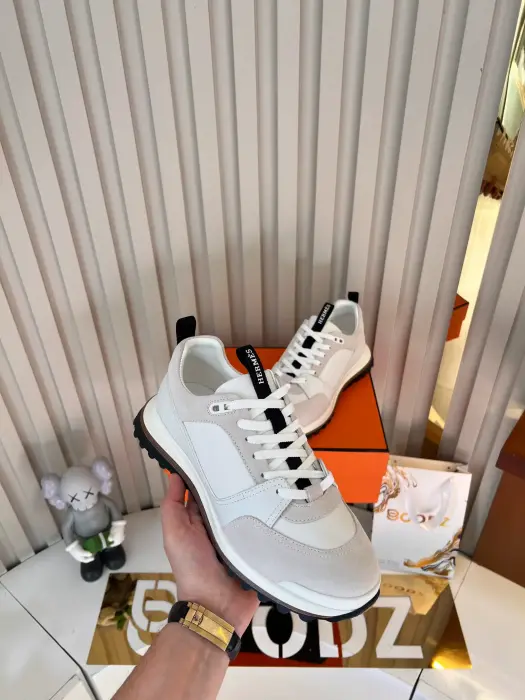 HERMES_WHITE_SHOSE_ image 2