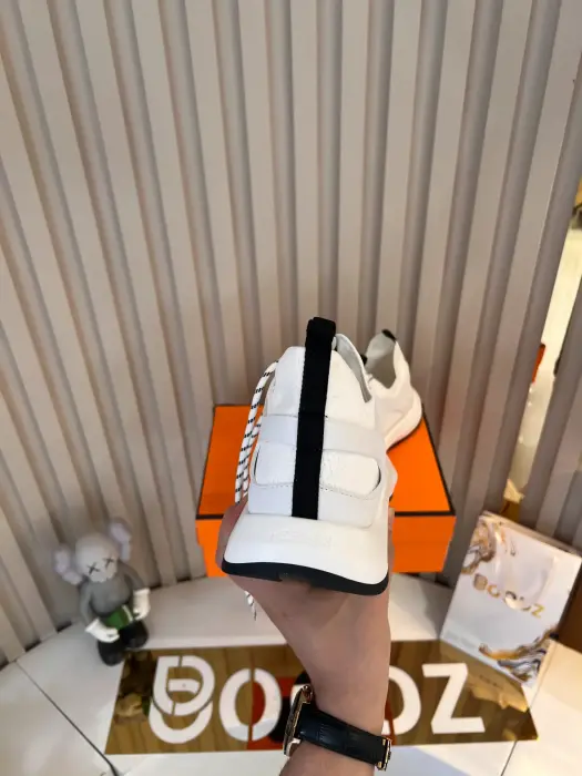 HERMES_WHITE_SHOSE__ image 2