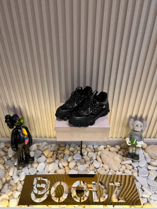 JIMMY CHO0_BLACK_SHOSE image 0