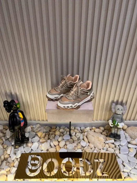 JIMMY CHO0_BEAG_SHOSE image 0