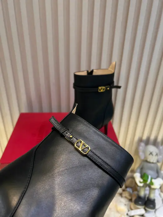 VALENTINO_SHOSE_BLACK.BOOT image 5
