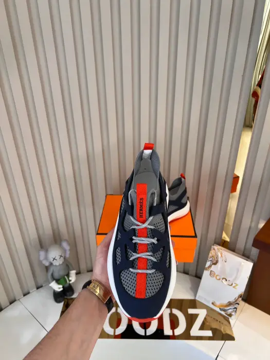 HERMES_BLUE_SHOSE image 5