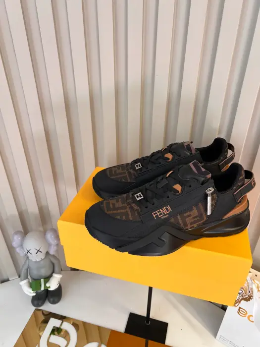 FENDI_BLACK_SHOSE image 1