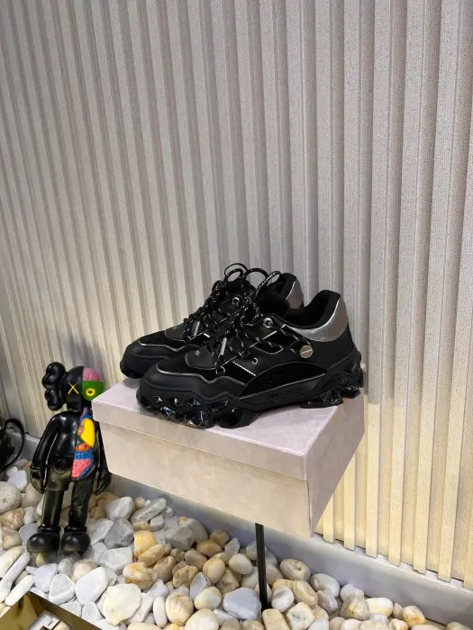 JIMMY CHO0_BLACK_SHOSE image 1