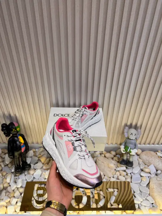 DOLCE&GABBANA_ _SHOSE_PINK image 1