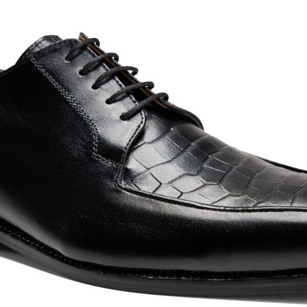 Alzati Crocodile derby shoes in Black image 2