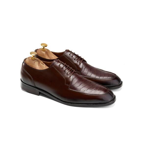 Alzati Crocodile derby shoes in Brown image 1