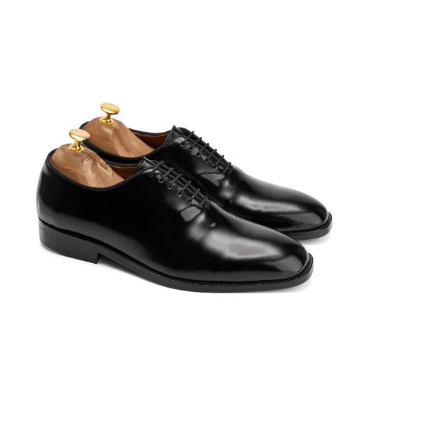 Alzati Verne Wholecut Shoe image 1