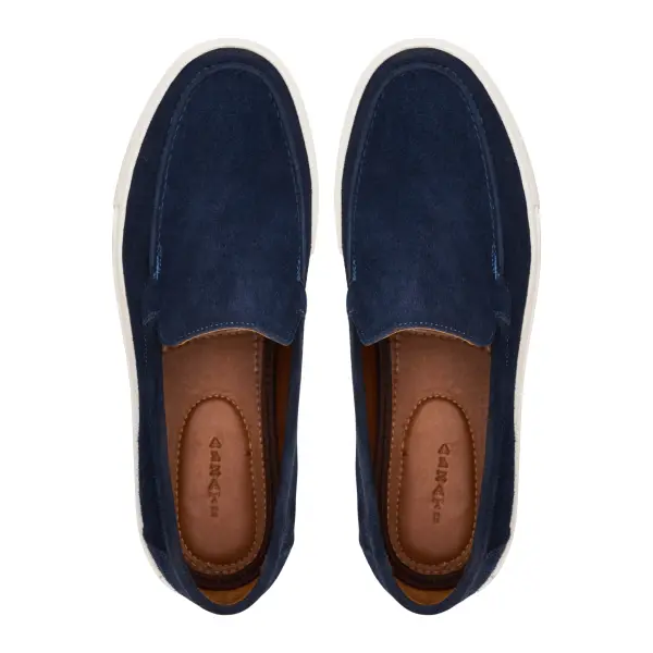 Plain Sneakers in Navy image 3