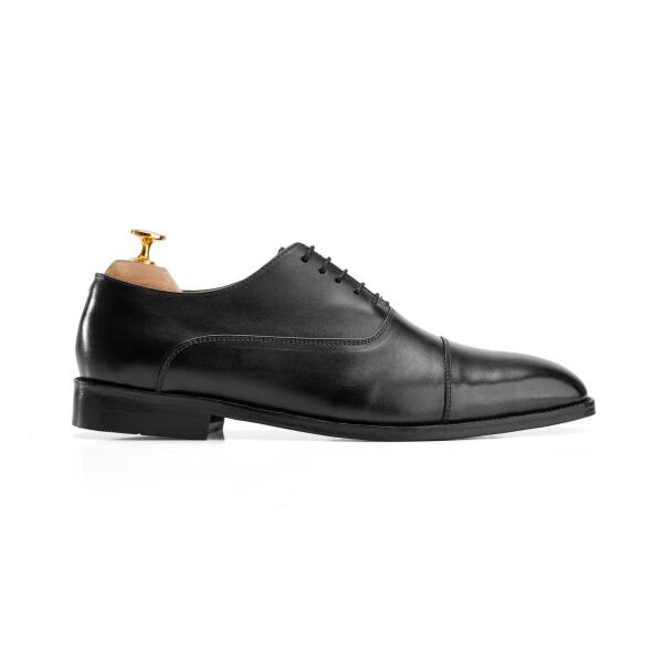 Cap toe oxford in Black image 0