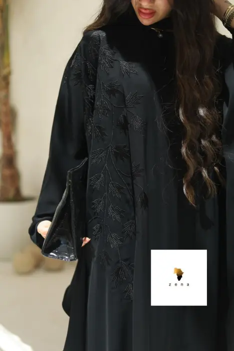 ملحفه بخامه الحرير والتطريز الليزر image 0