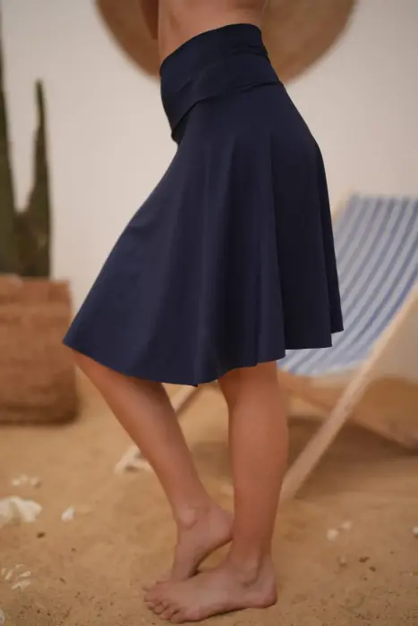 skirt image 2