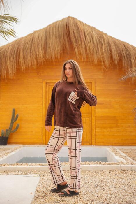 Brown Plaid Touch Set image 5