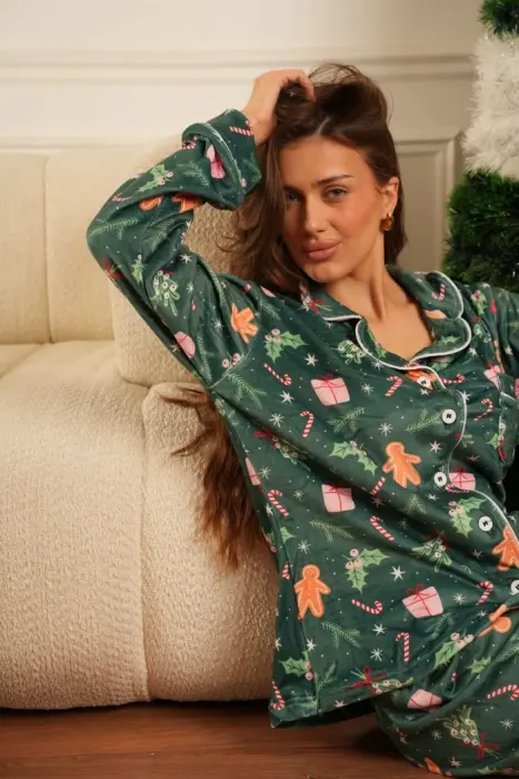 Christmas Green Padded image 3