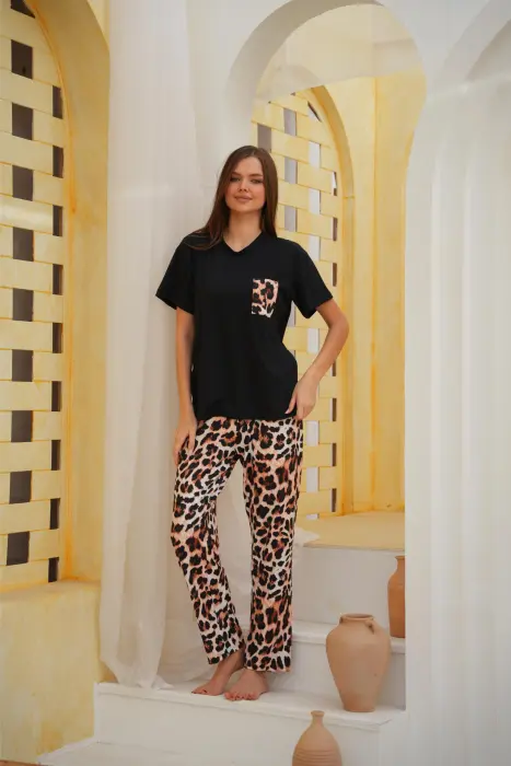 Leopard Chic Lounge Set image 0