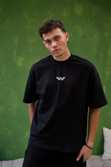black Tshirt  image 0