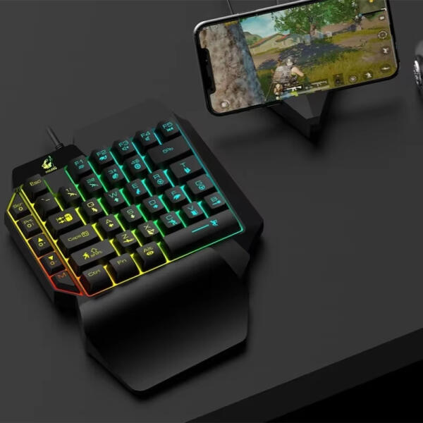 كيبورد جيمينج مع ماوس RGB مخصص لألعاب الشوتر Gaming keyboard with RGB mouse customized for shooter games image 1