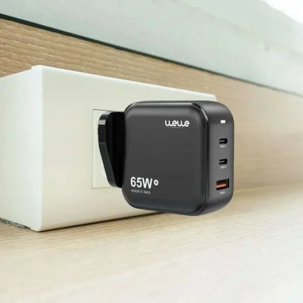 شاحن حائط WeWe مطور 65 وات HC-011 سريع 3 منافذ  | WEWE GaN3 PRO 65W Fast Wall Charger (3-Ports) image 3
