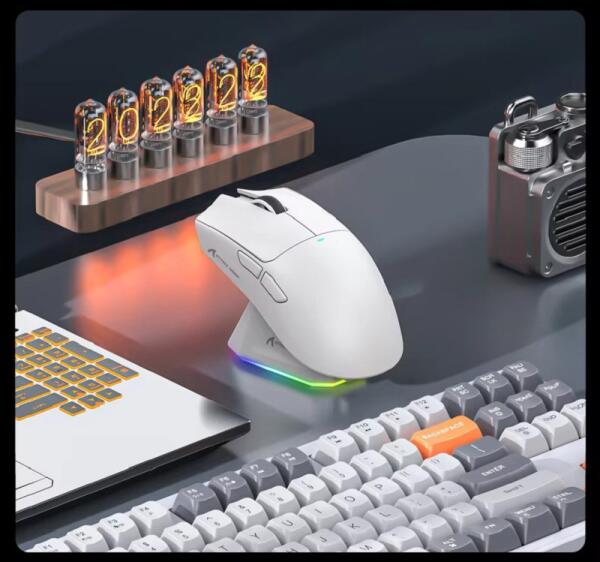 ماوس أتاك شارك X11 جيمينج ماوس لاسلكي مع قاعدة شحن ATTACK SHARK X11 Wireless Gaming Mouse with Charging Dock image 2