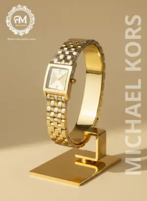 Michael Kors Georgie, a sophisticated timepiece image 3