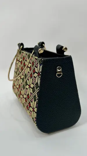 BAG WITH GOLD HANDLE image 8