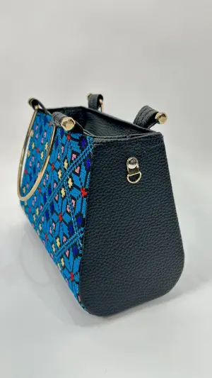 BAG WITH GOLD HANDLE image 10