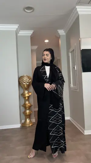 Abaya image 1