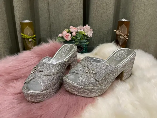 Moroccan's Royal Shoes image 0