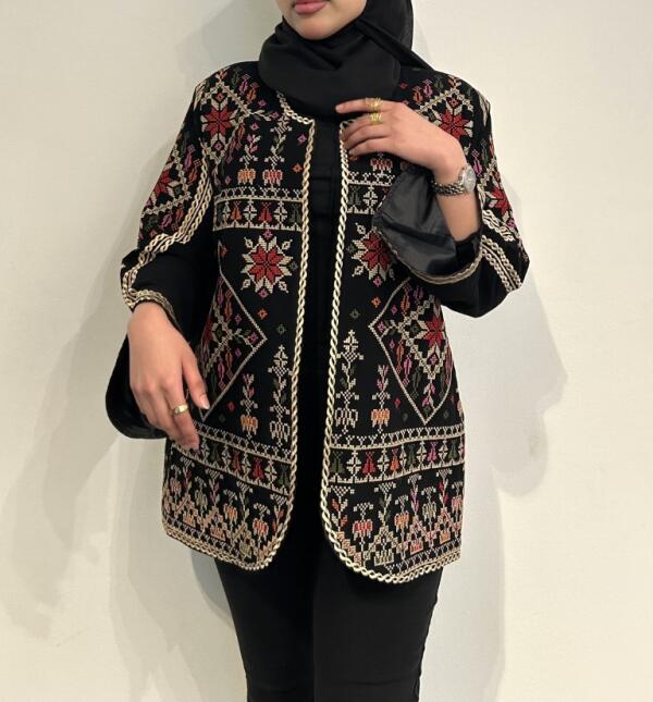 جاكيتات عصرية بالمطرزات image 4