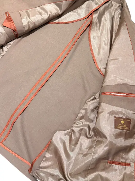 Loropiana wool suit image 1