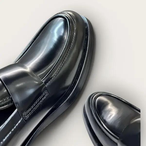 Dolce & gabbana Brushed calfskin loafers image 3