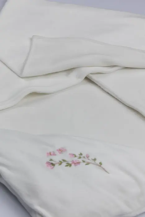 Matching cover for baby (2 layers)  image 16